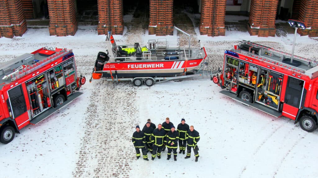 DieKameradenderStralsunderFeuerwehrsindsehrgutvorbereitetundei...