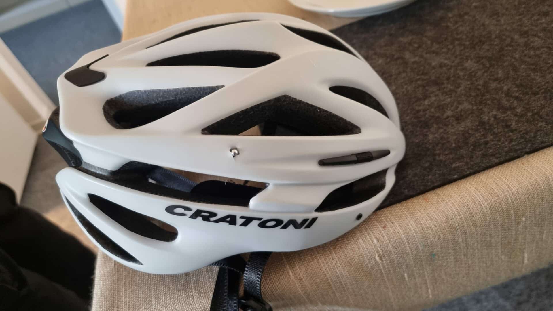 FotoFahrradhelm2 scaled