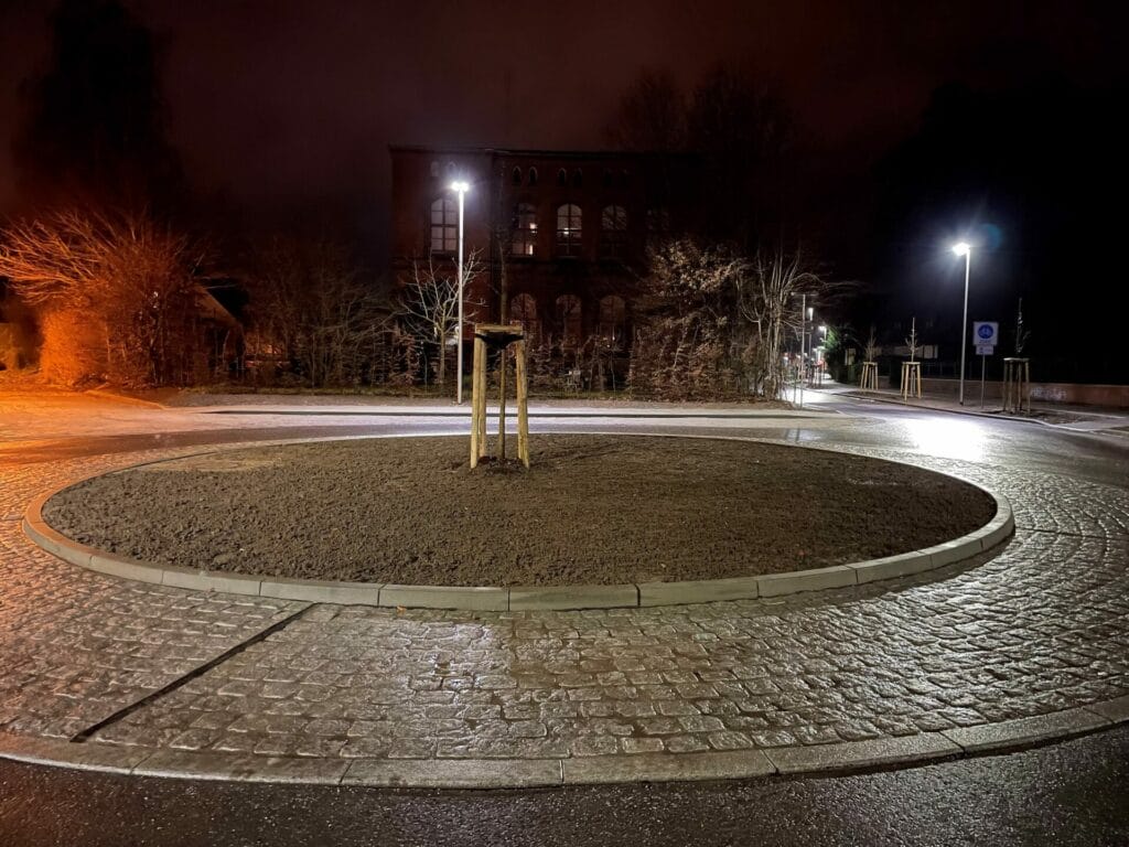 Vier Straßenbauvorhaben abgeschlossen + zwei Radwege freigegeben 5 1000042976