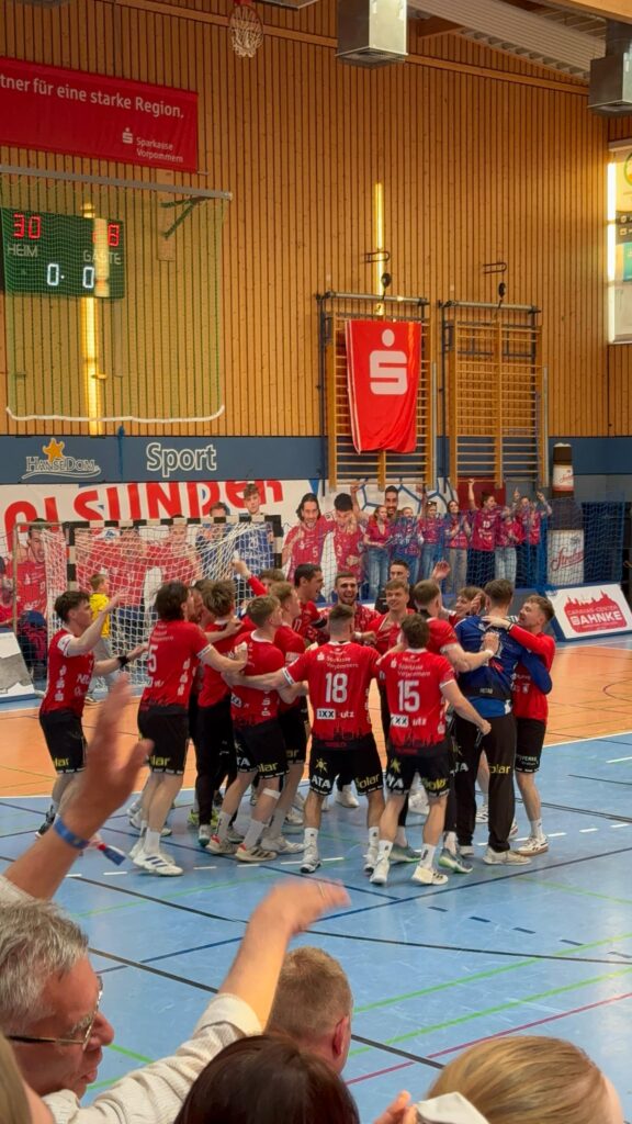 Emotionaler Derbysieg und Abschied: SHV gewinnt letztes Heimspiel der Saison gegen Empor Rostock 4 1000119937