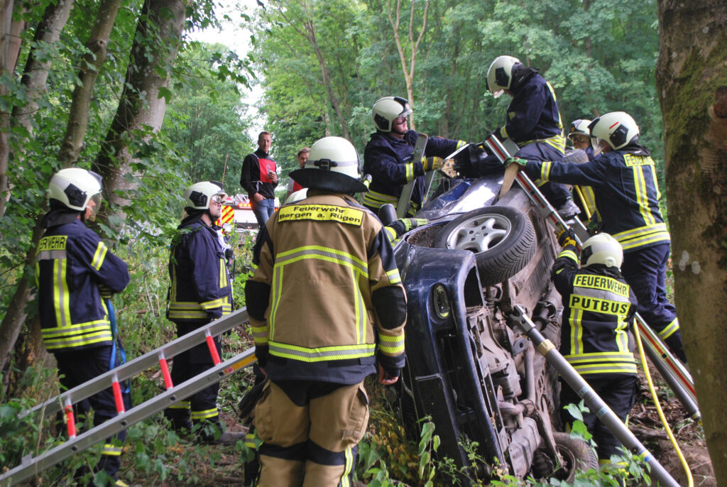 Große Rettungsübung auf Rügen: Einsatzkräfte trainieren für den Ernstfall 2 2025 07 Uebung Tilzow Foto DRK KV Rueg HST 05