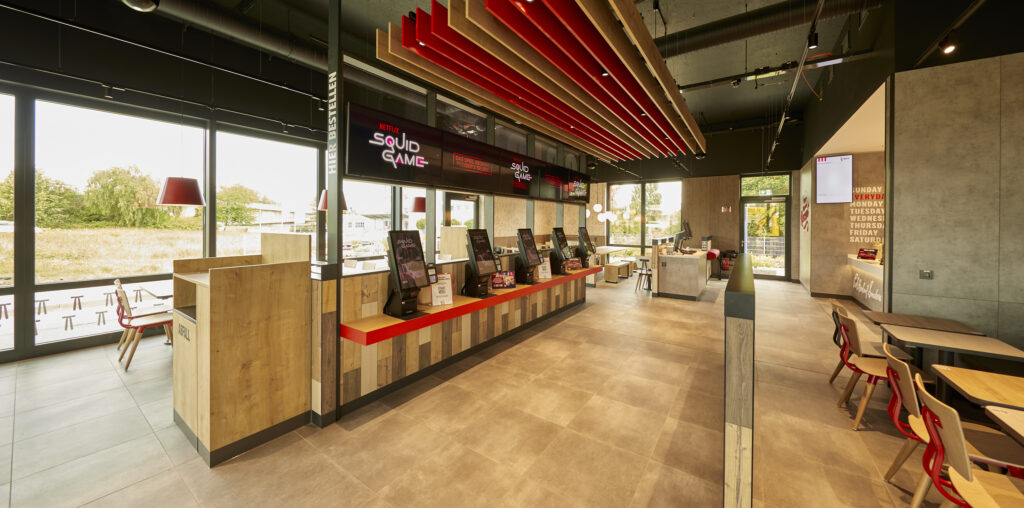 Wind, Wellen und Wings: KFC bringt Kentucky Fried Chicken nach Stralsund 3 KFC Stralsund Eroeffnung © KFC Deutschland 2
