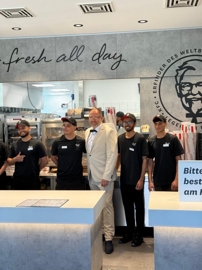 Wind, Wellen und Wings: KFC bringt Kentucky Fried Chicken nach Stralsund 6 WhatsApp Image 2025 07 16 at 13.56.41 2