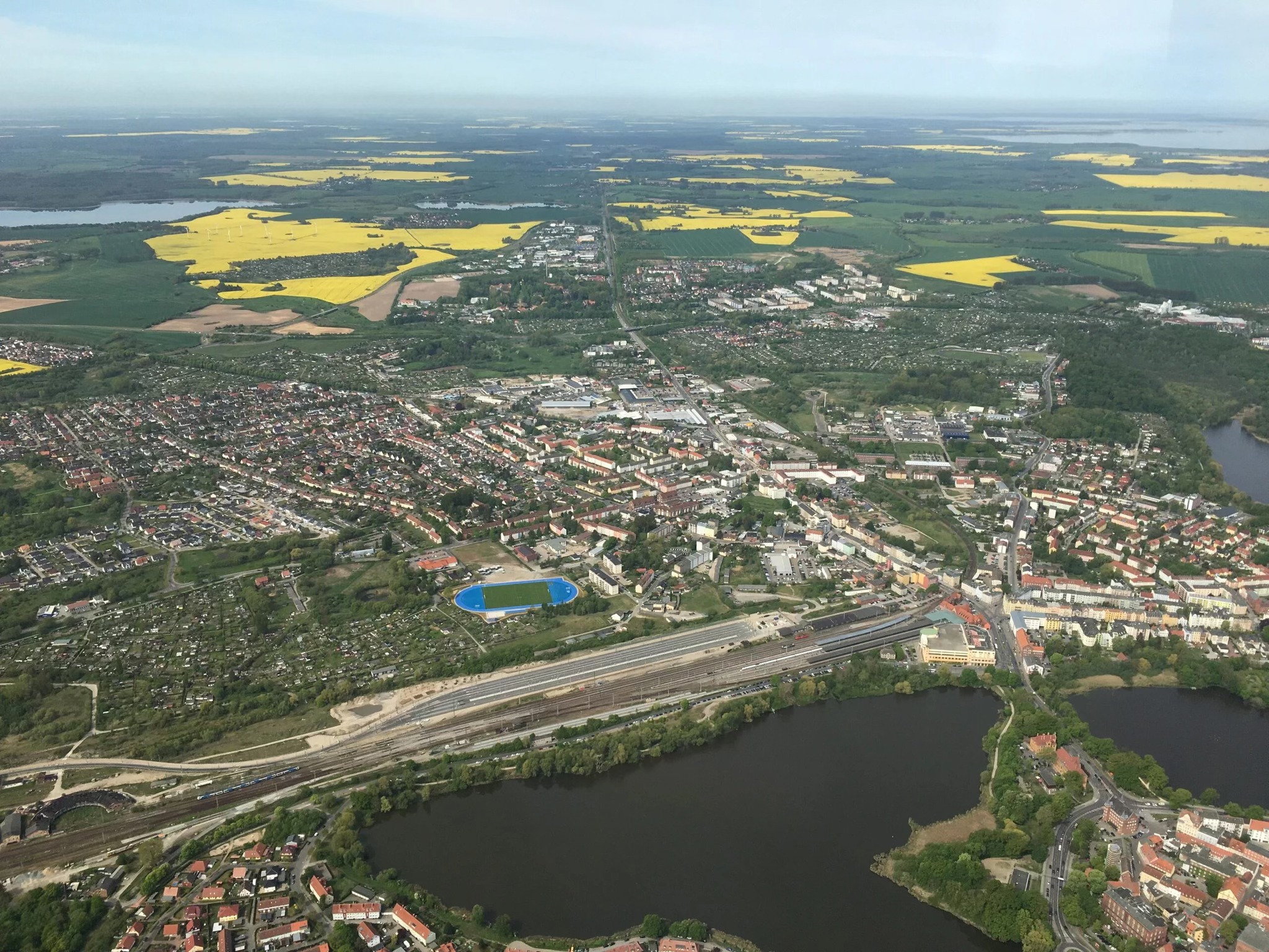 Stadtteilbegehung Tribseer - Thema: Sitzgelegenheiten und Abfallbehälter 1 Stadtteilbegehung Tribseer - Thema: Sitzgelegenheiten und Abfallbehälter