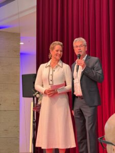 Strelapark feiert Eröffnung des neuen Anbaus