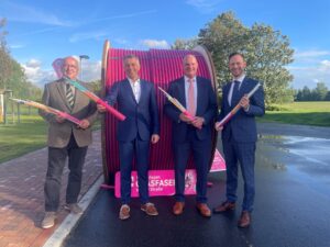 Meilenstein für die Digitalisierung: Größtes Glasfaser-Ausbauprojekt in Vorpommern-Rügen abgeschlossen